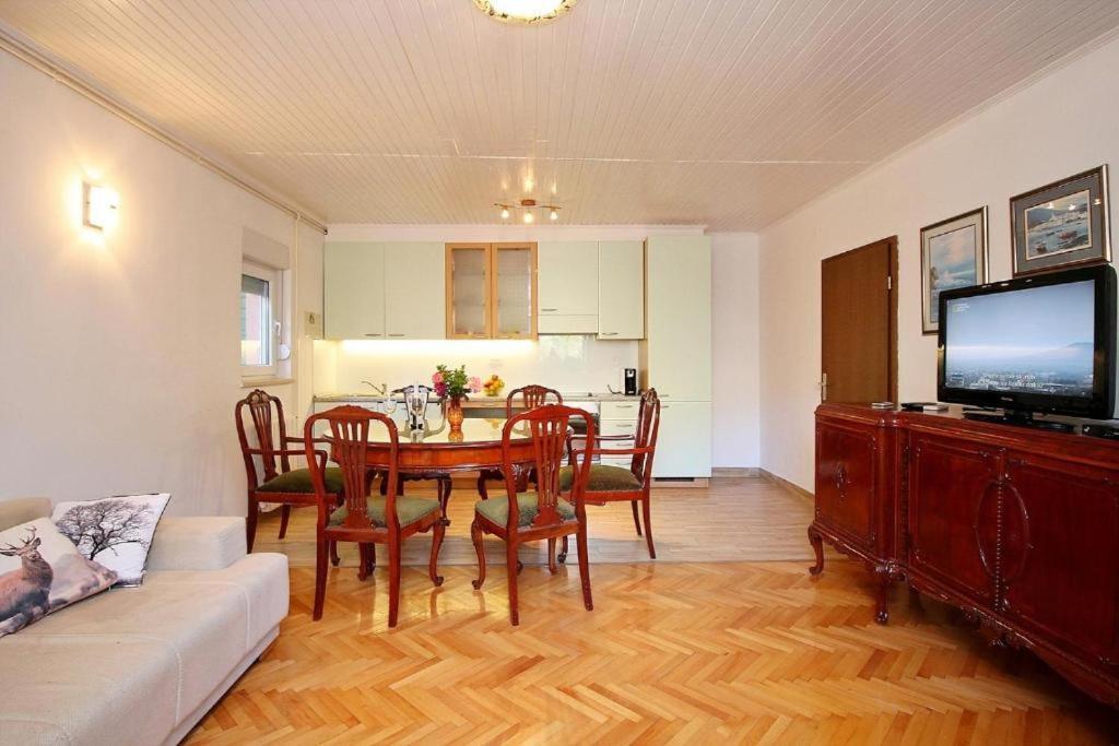Villa Marietta Equino Donje Sitno Ngoại thất bức ảnh
